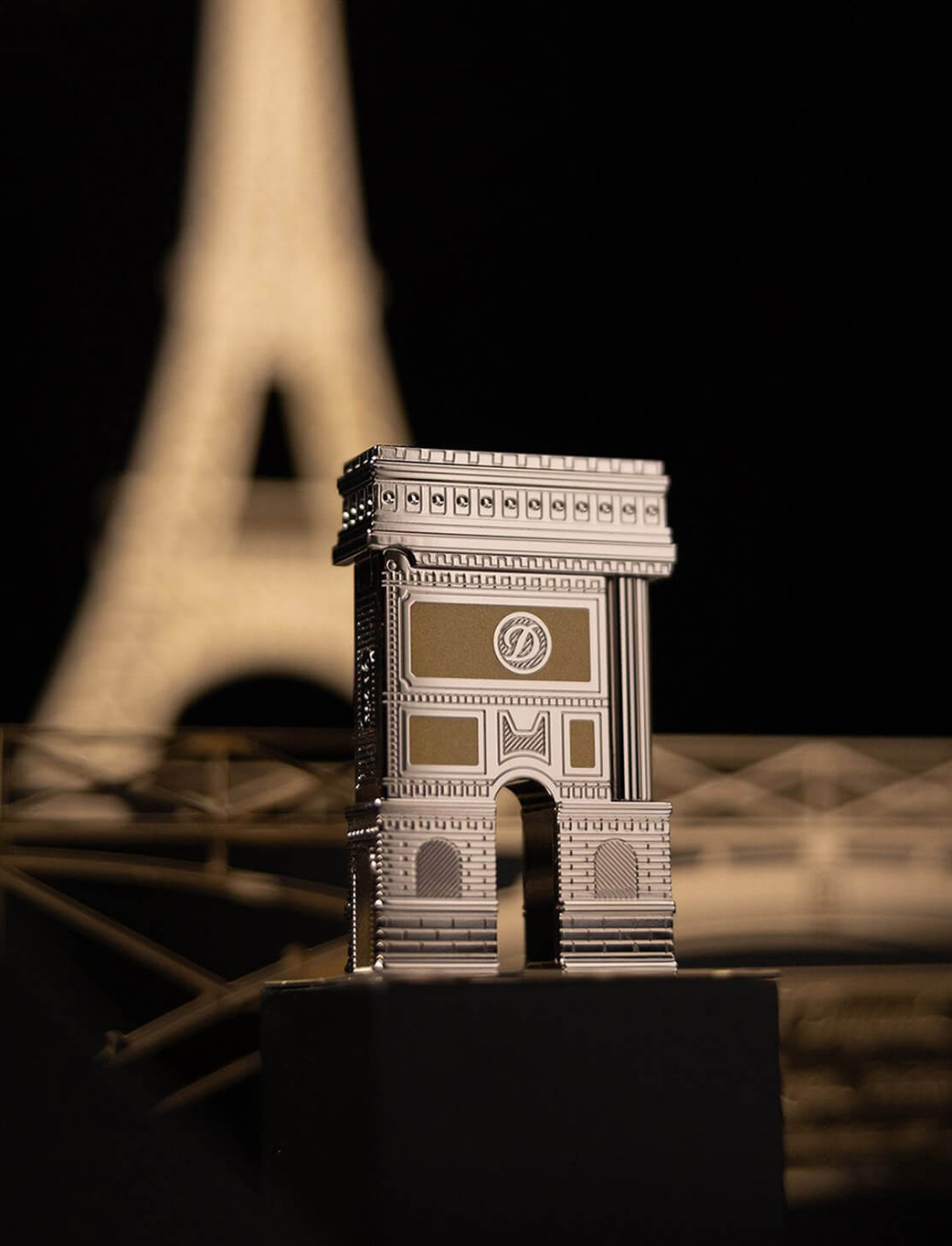 S.T. Dupont Loves Paris Limited Edition Set Lighter W Eiffel Tower 16347