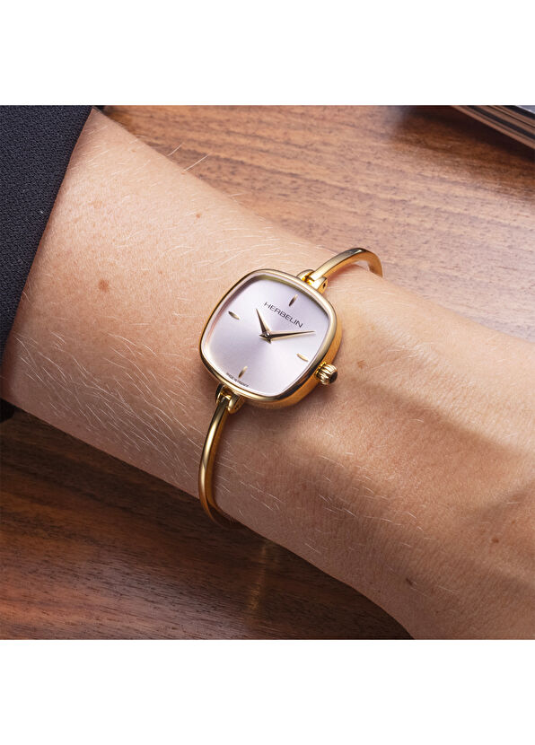 Fil 17207BP11 Altın Sarısı Kadın Kol Saati